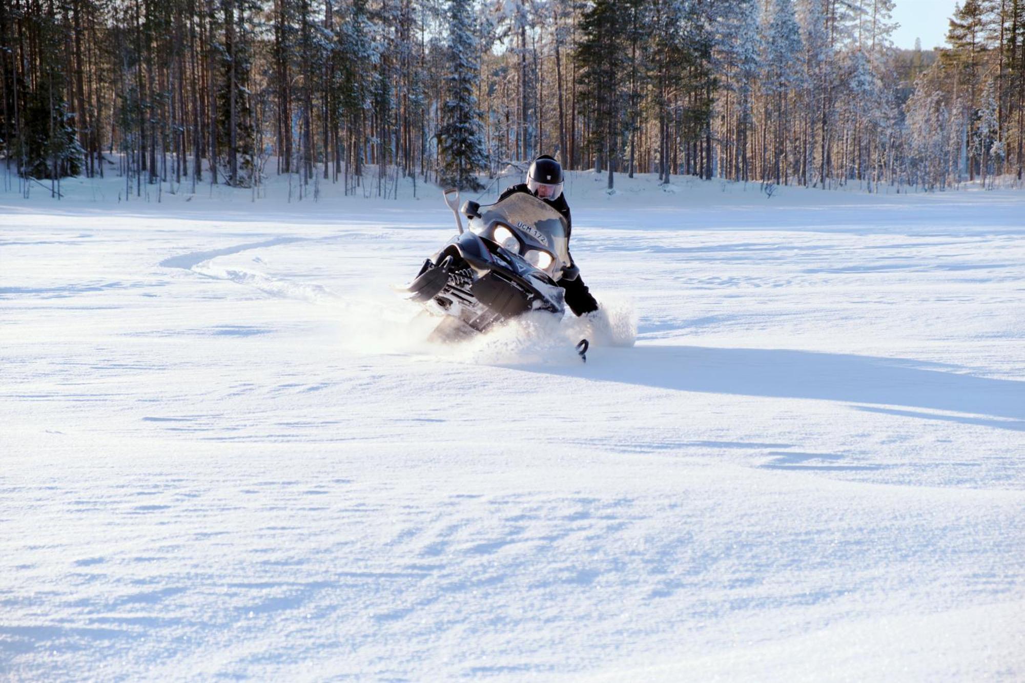 Langforsen Glamping & Lapland Experience Hotel Lapptrask Eksteriør billede
